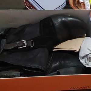 Miz Mooz Elwood ankle booties
